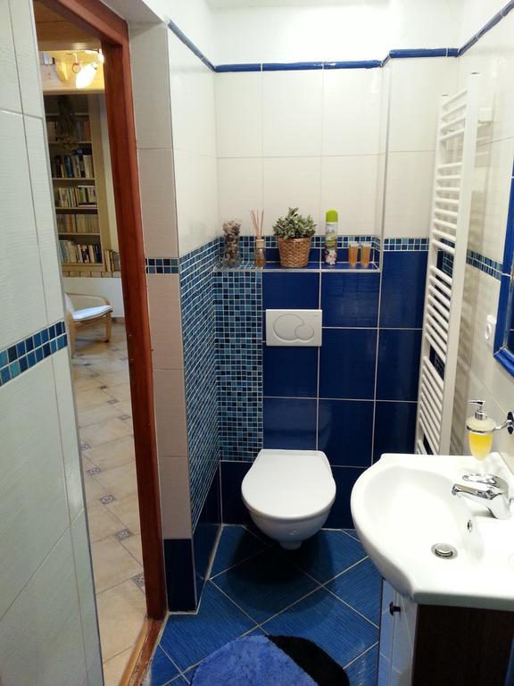 Apartman Kratka Rum bild